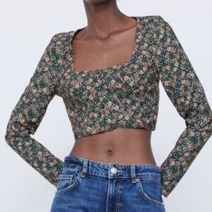 NWOT - Zara - floral print crop top long sleeve size XS